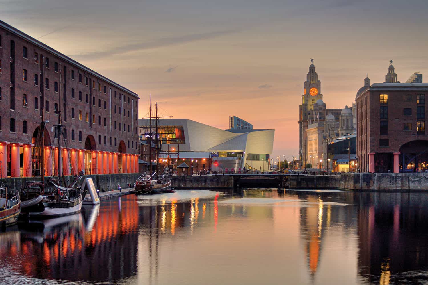 photo of Liverpool waterfront and conference centre